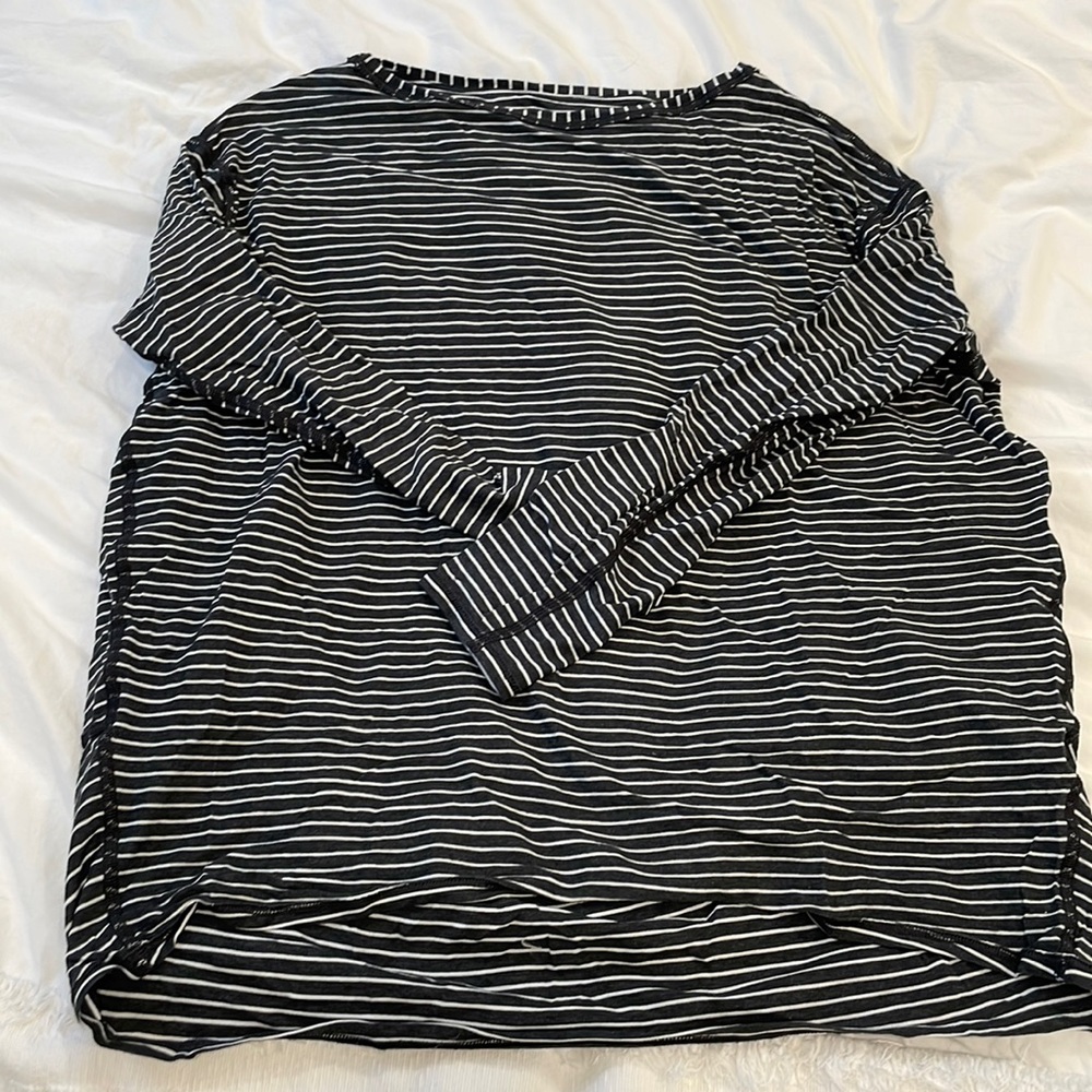 Lululemon Back in Action Long Sleeve